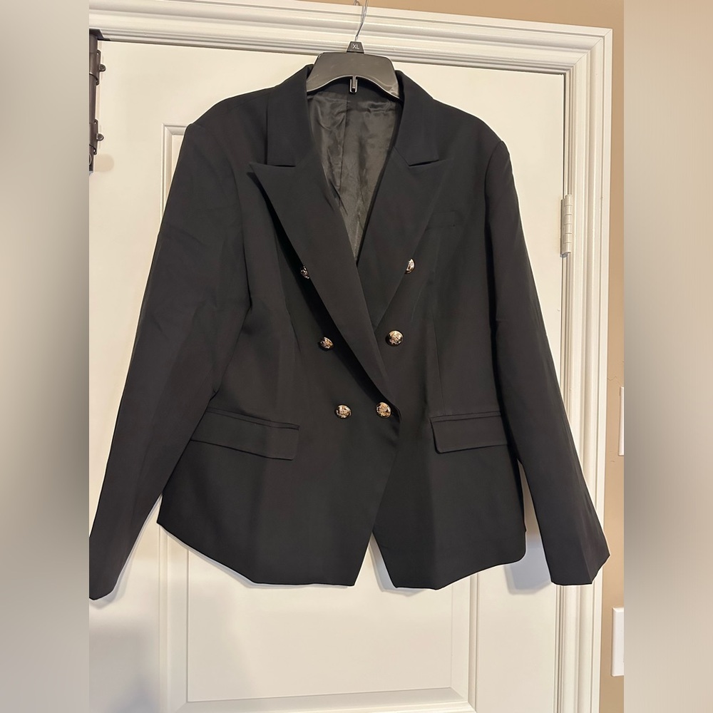 Chic Black Double Breasted Blazer